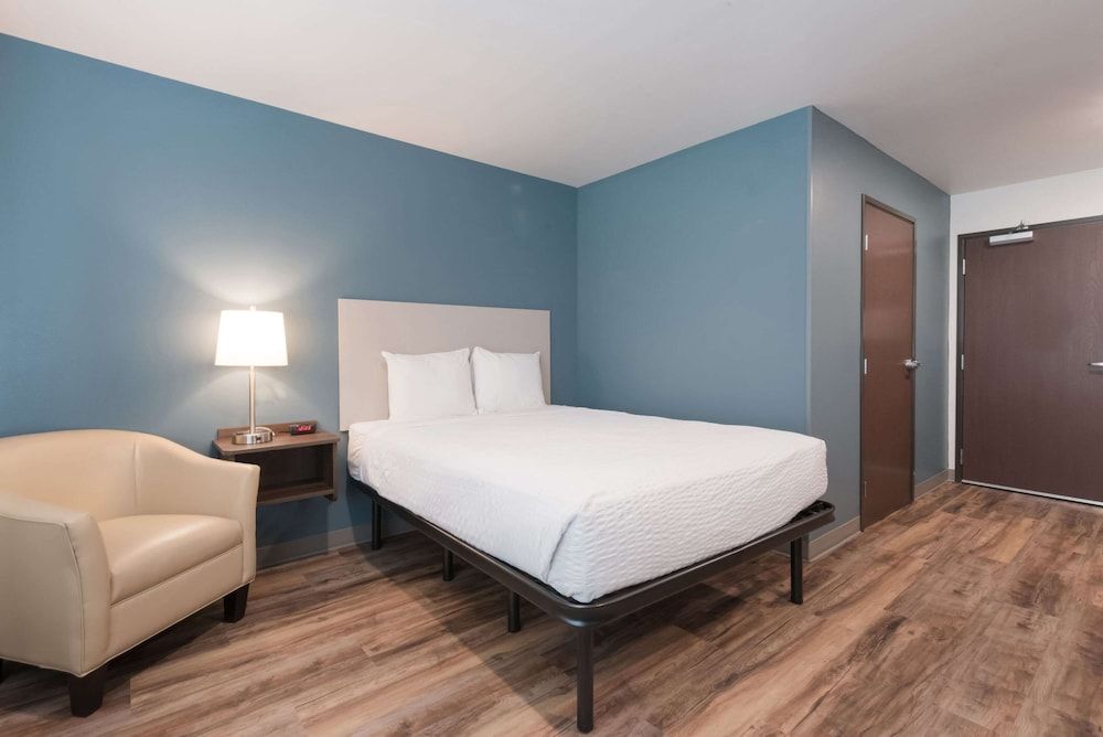 Standard Room, 1 Queen Bed, Non Smoking