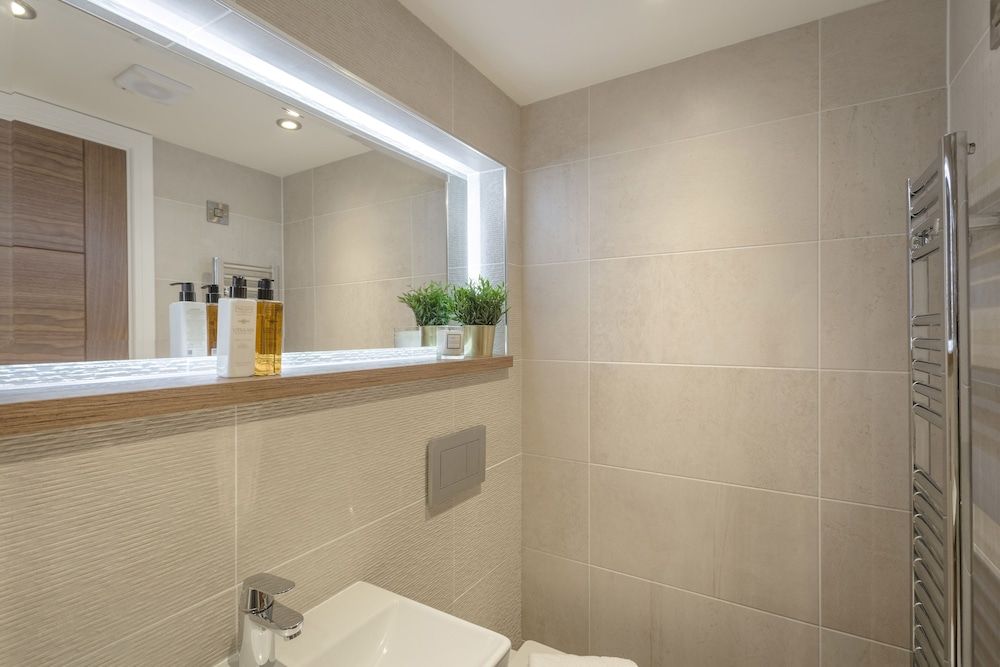 Heritage Mews Silk 3