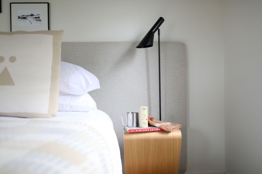 Tälta Lodge, A Bluebird by Lark King 6