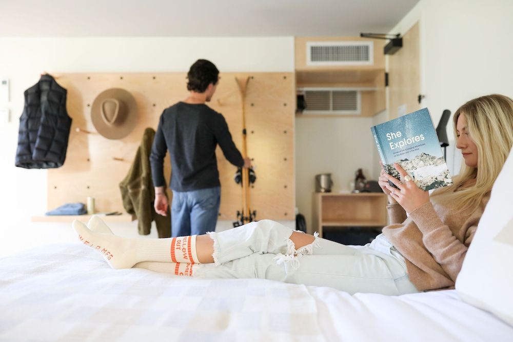 Tälta Lodge, A Bluebird by Lark King 3