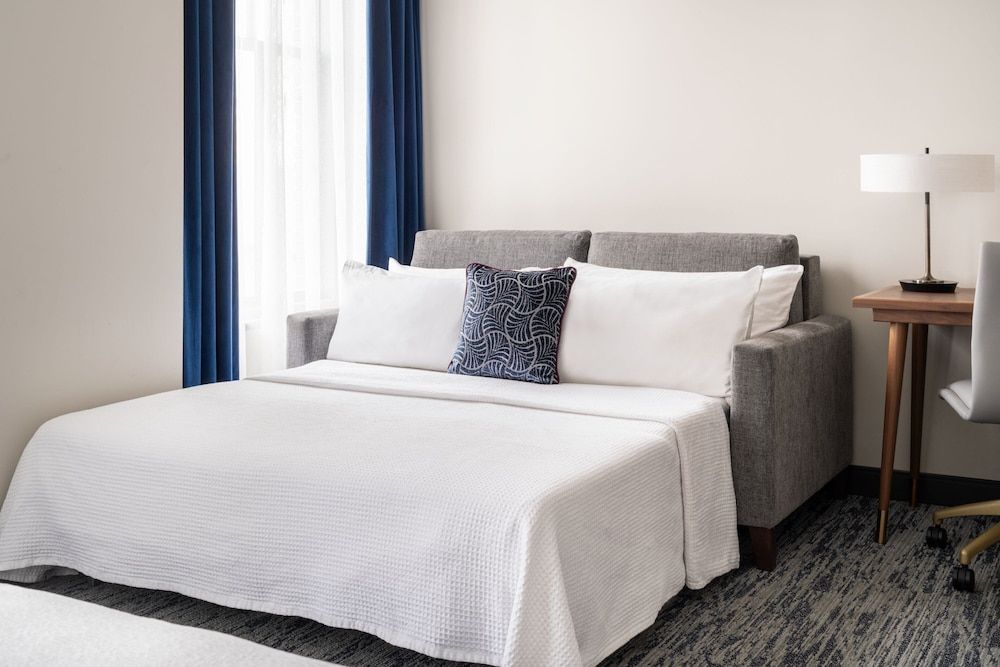 Room, 1 King Bed with Sofa bed, Non Smoking