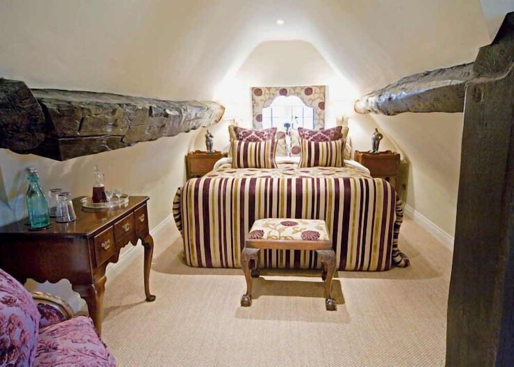 Luxury Suite, 1 King Bed (Spencer)
