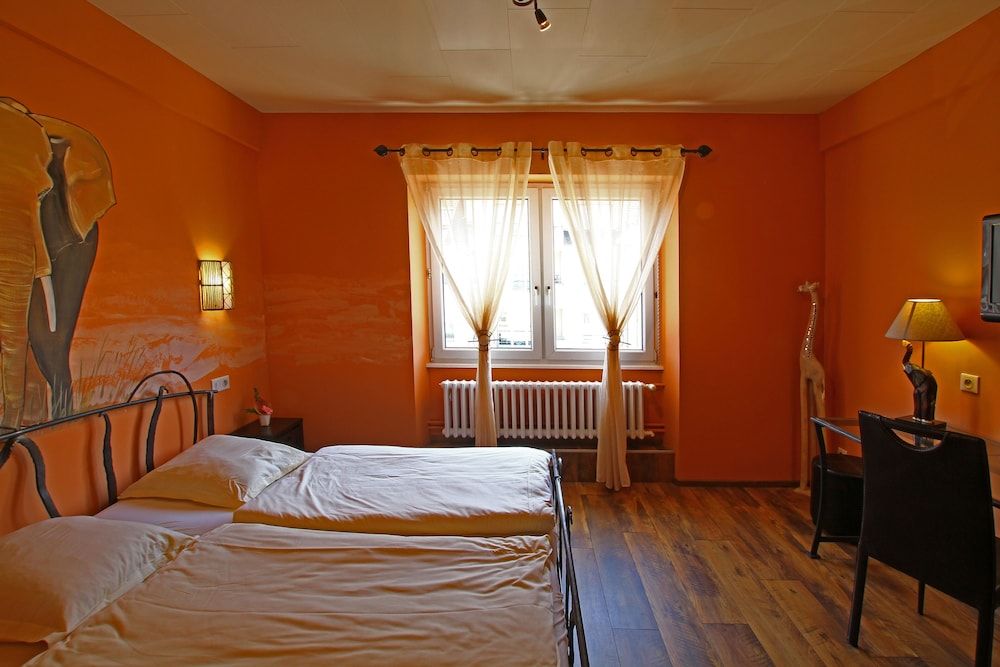 Champ'Alsace Centre Comfort Double Room 6