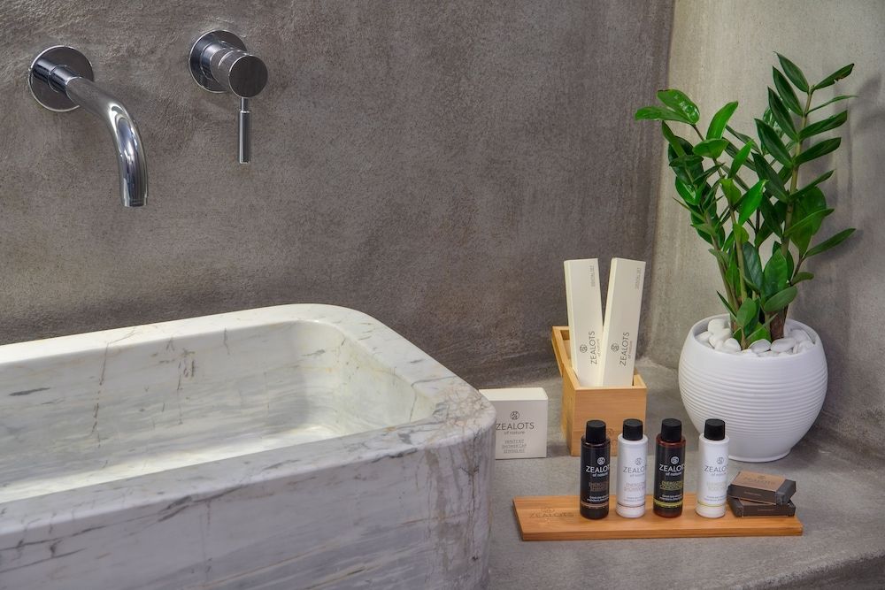 undefined Halcyon Days Suites 9