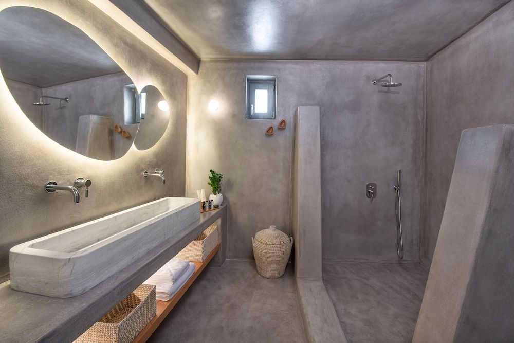 undefined Halcyon Days Suites 8