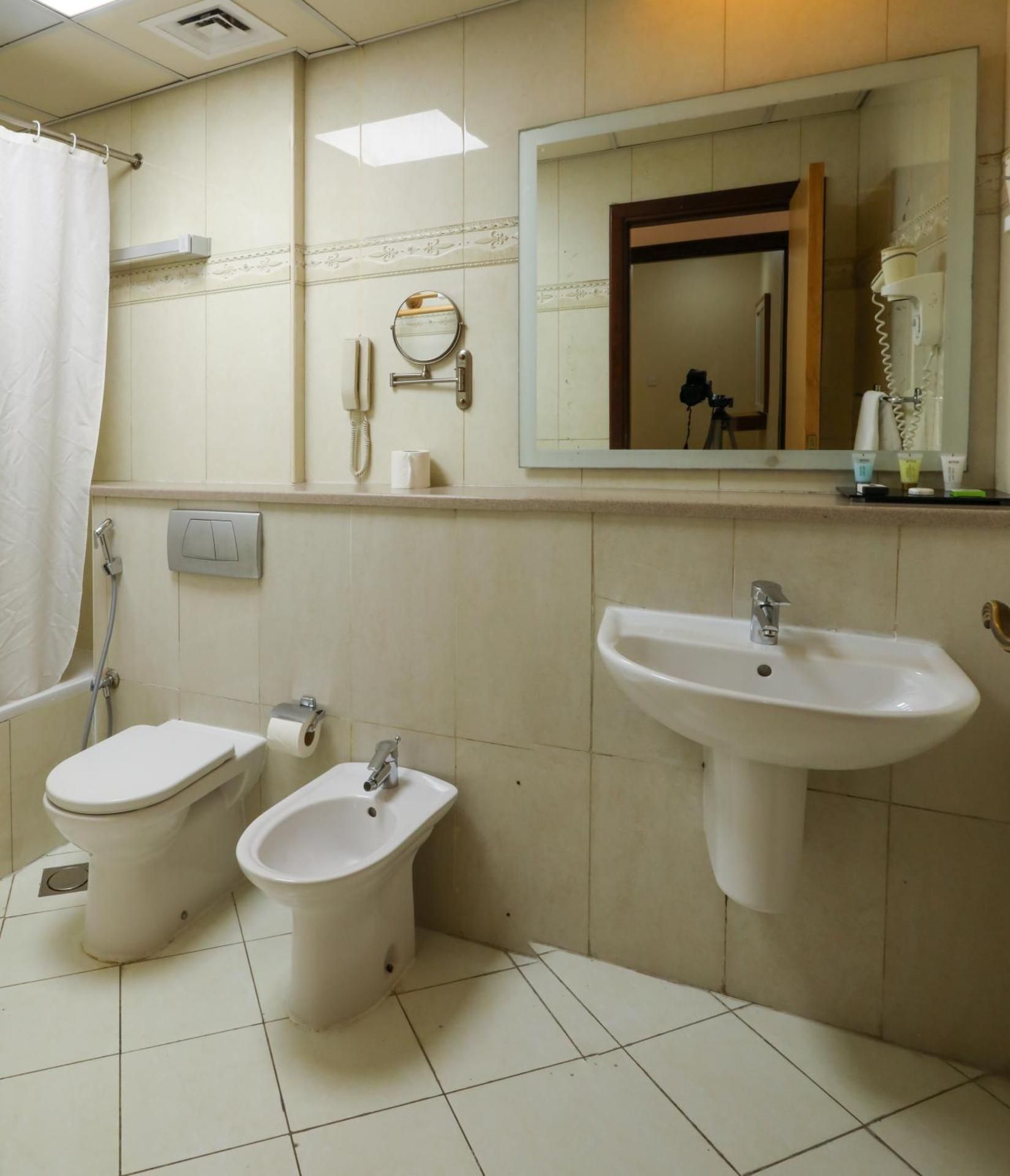 Wescott Plaza Hotel Apartments
