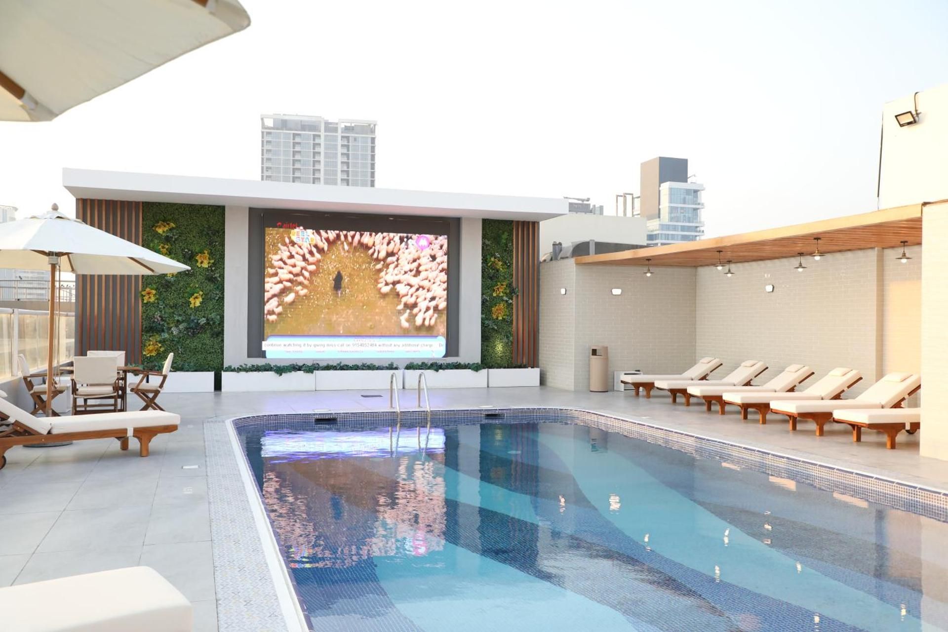 Wescott Plaza Hotel Apartments