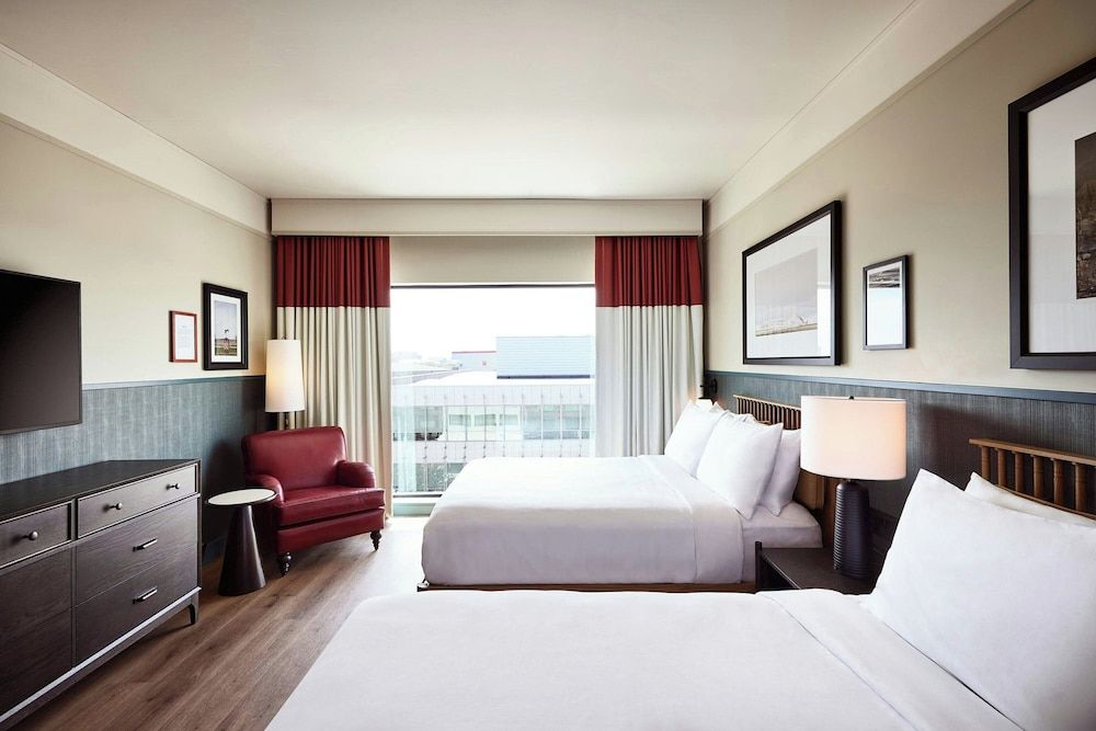 Deluxe Room, 2 Queen Beds, Non Smoking (View)