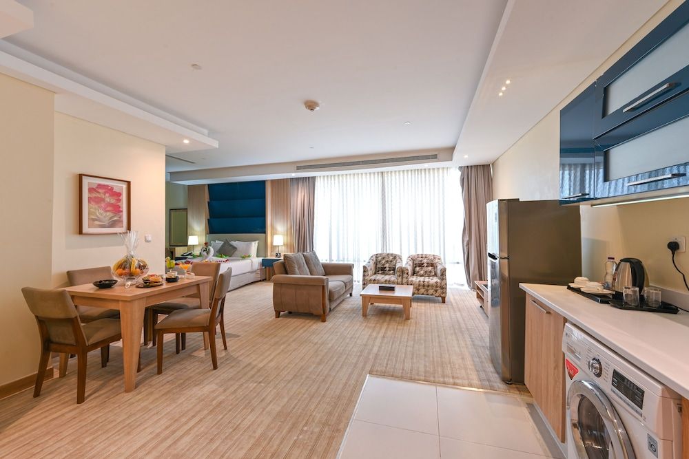 undefined Almansour Suites Hotel Doha 4
