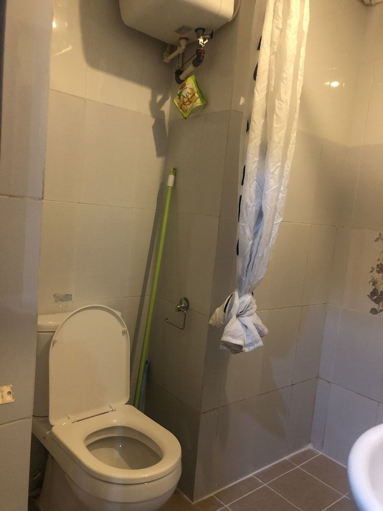 Studio Apartment Nagoya Mansion Batam Standard Studio, 1 Bedroom, City View 5