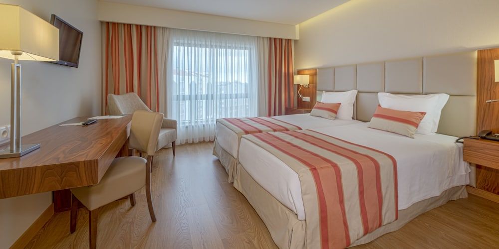 Hotel Cinquentenário & Conference Center Deluxe Double or Twin Room, 1 Bedroom, Accessible 3