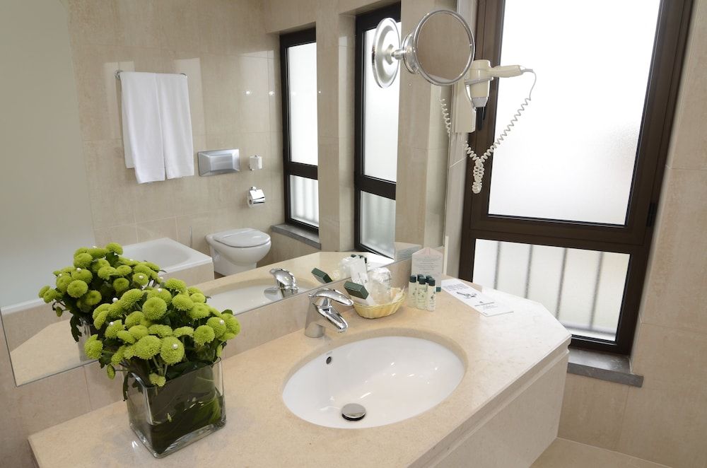 Hotel Cinquentenário & Conference Center Deluxe Double or Twin Room, 1 Bedroom, Accessible 6