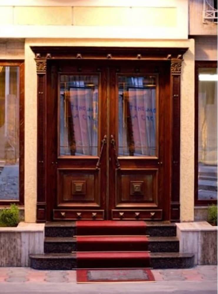 undefined Arber Hotel