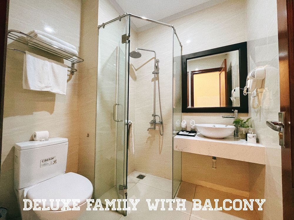 undefined Paragon Noi Bai Hotel and Pool 9