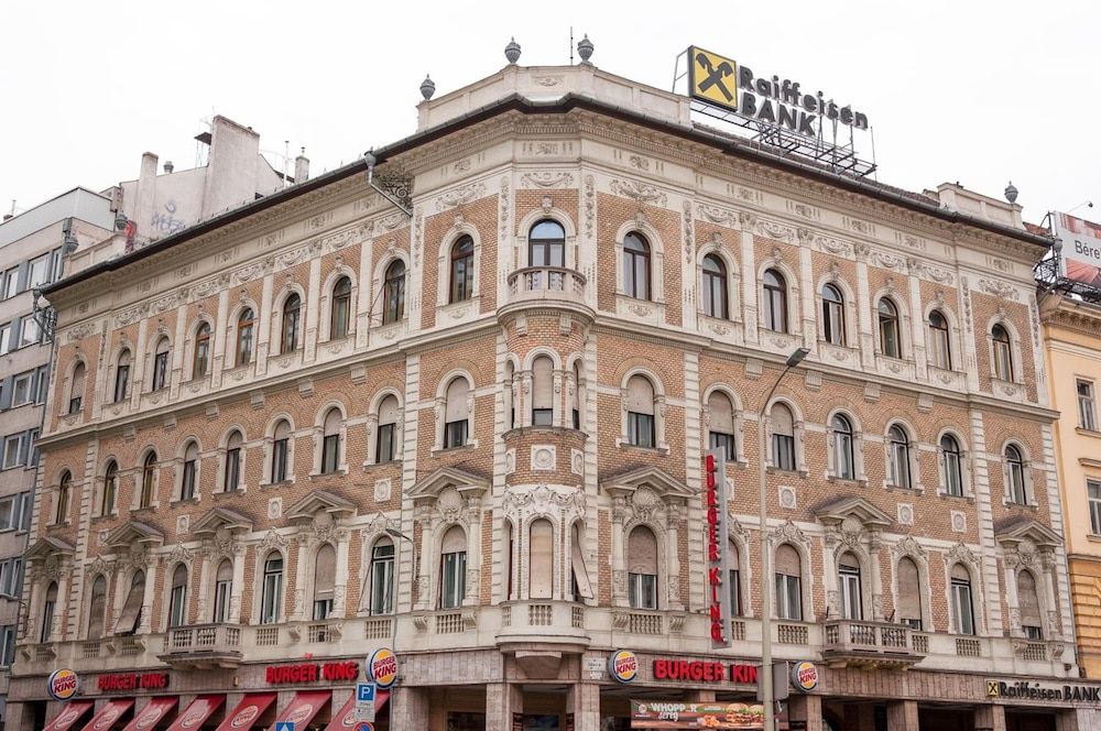 undefined Centrooms House 9