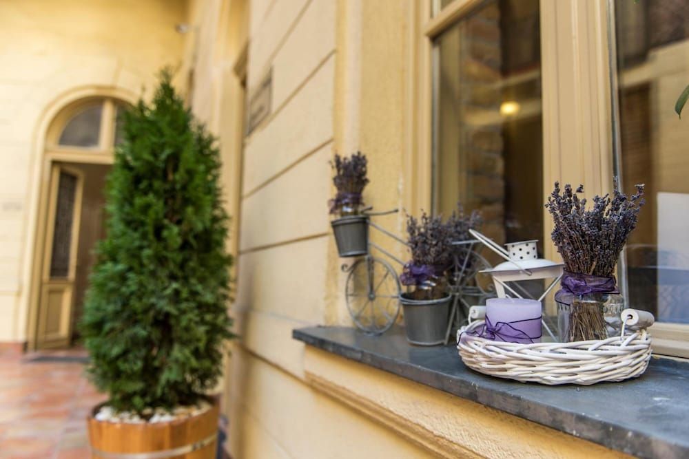 undefined Centrooms House 6