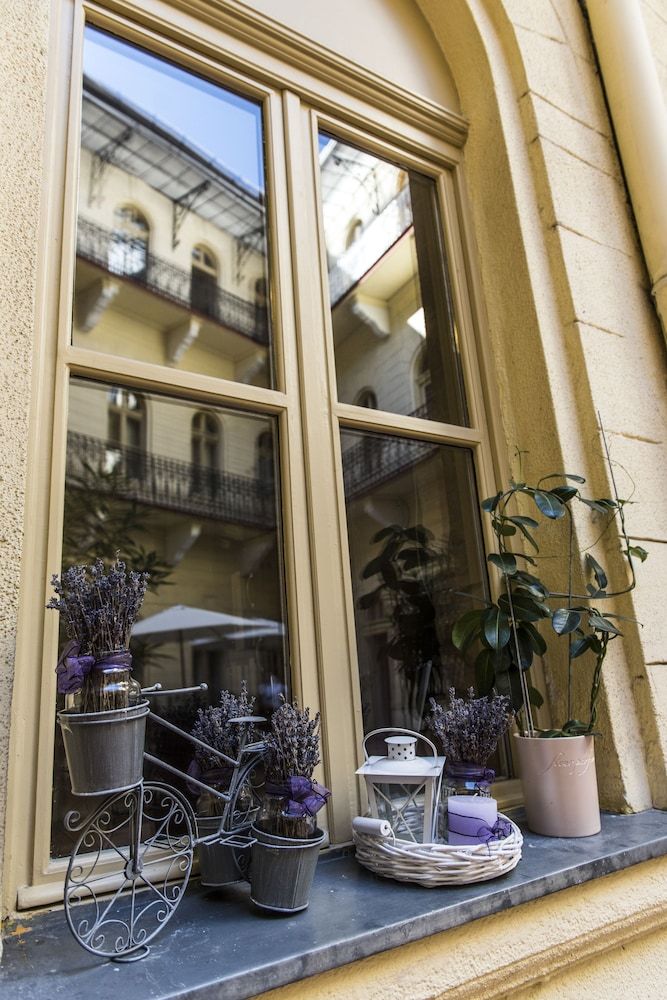 undefined Centrooms House 10