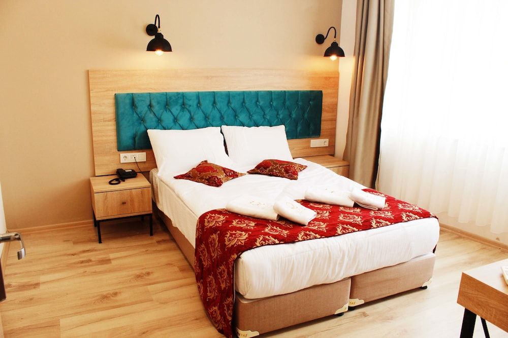 The Laila Hotel Standard Double Room, City View 2