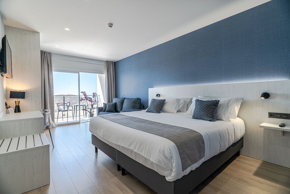 Deluxe Room, Sea View (Family Room)