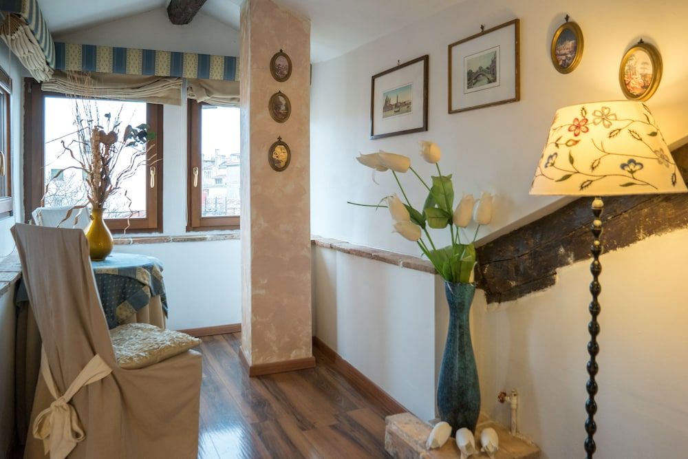 undefined Corte Canal Venice 7