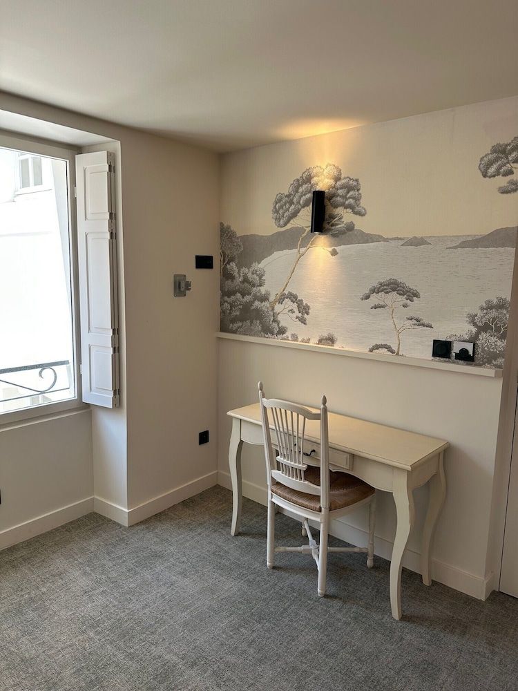 Hôtel Médieval Suite 7