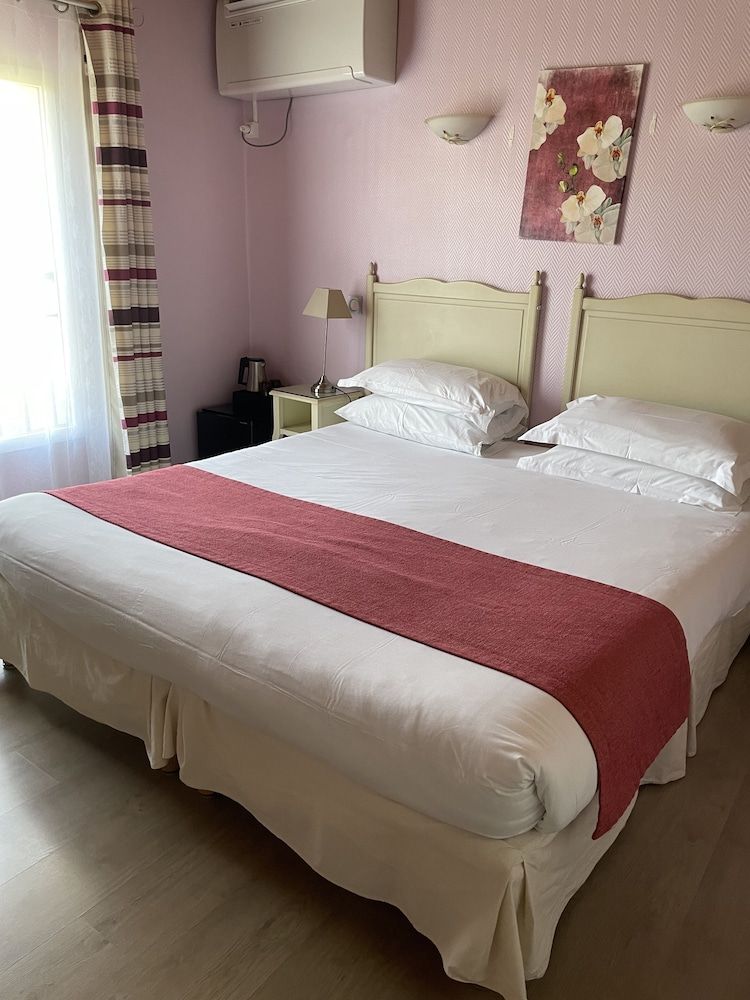 Hôtel Médieval Classic Double Room