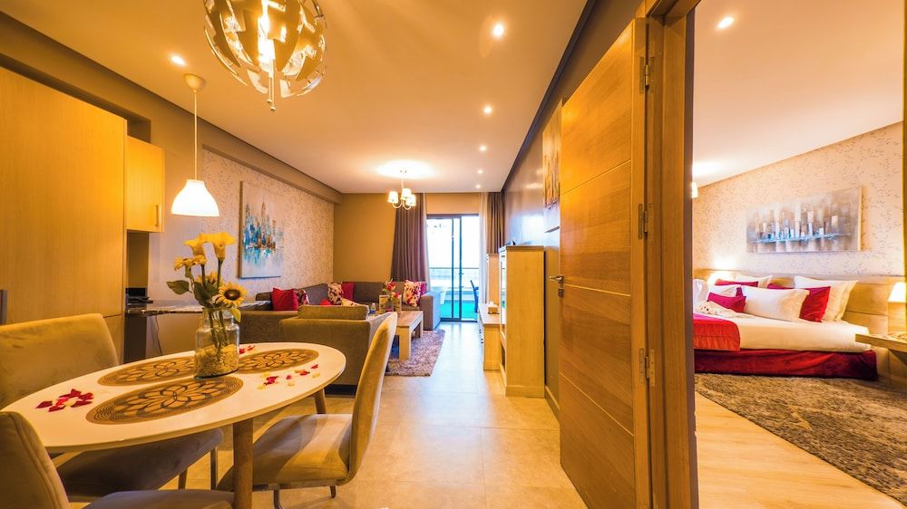 Dayet Ifrah by Rent Inn Deluxe Suite, 1 Bedroom, Non Smoking, Terrace 6