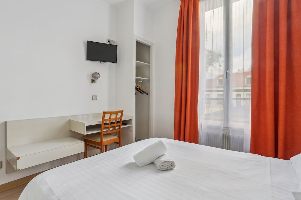 Hôtel Robespierre Standard Double Room, 1 Double Bed 6
