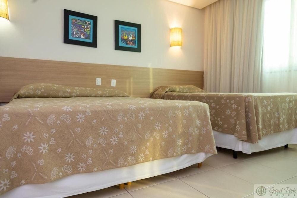 Grand Park Hotel Double Room 4