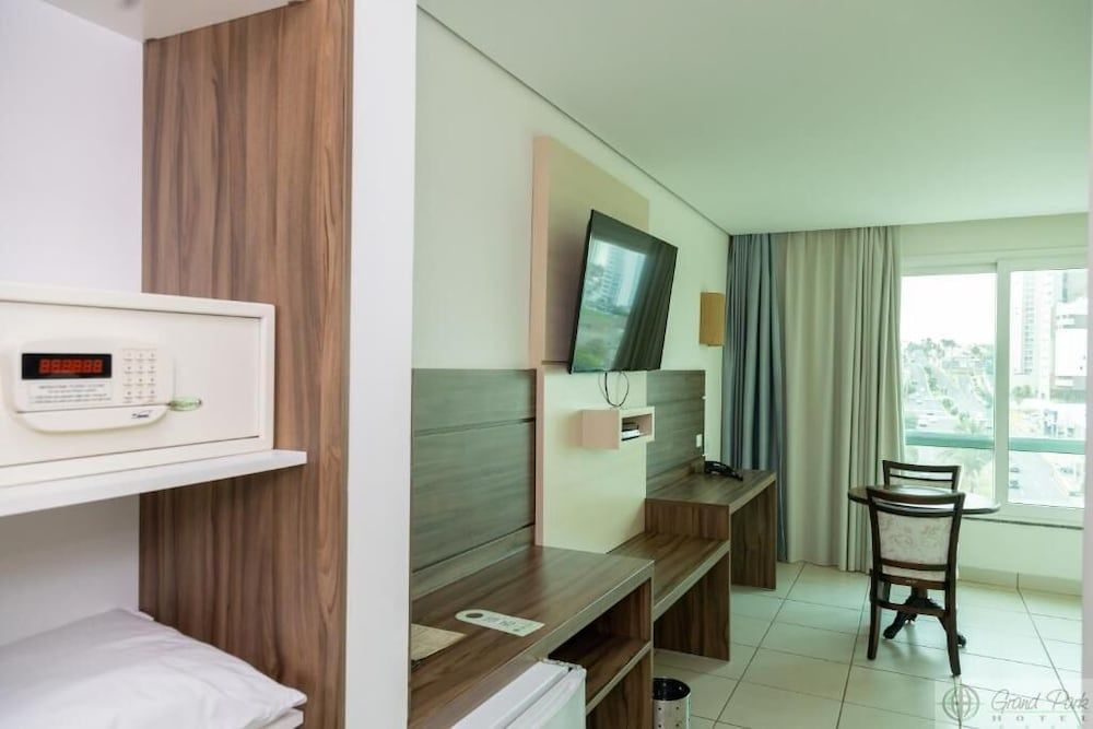 Grand Park Hotel Double Room 5