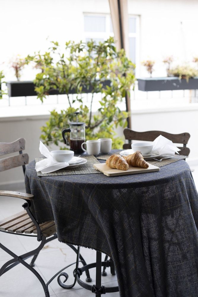 undefined GALATA M84 10