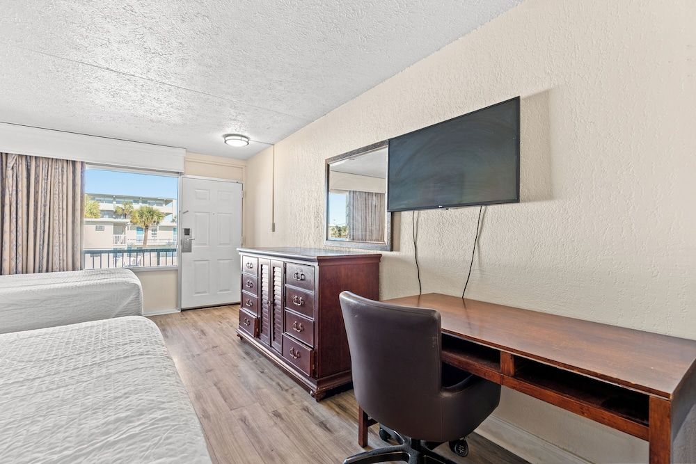 Studio, 2 Queen Beds, Non Smoking, Kitchenette