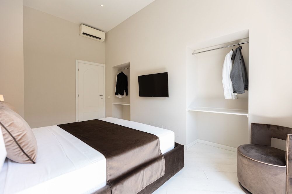 Amazing Colosseo Deluxe Apartment, 2 Bedrooms, City View 3