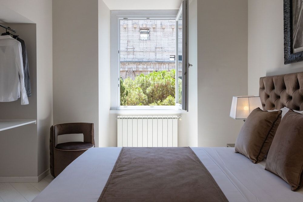 Amazing Colosseo Deluxe Apartment, 2 Bedrooms, City View 4