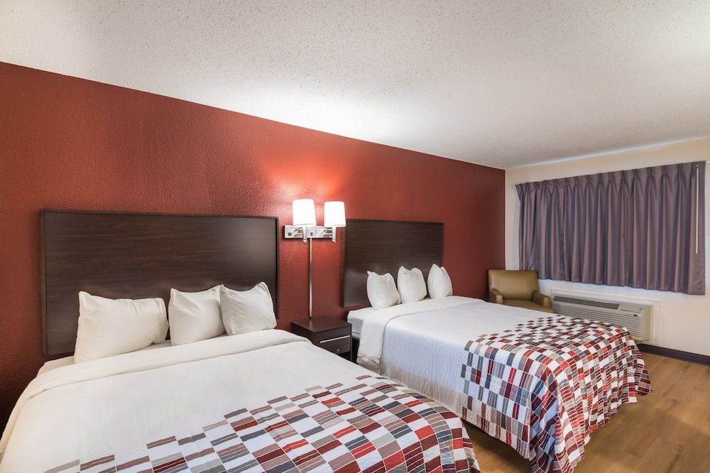 Red Roof Inn Temple Deluxe Room, 2 Queen Beds, Non Smoking 2