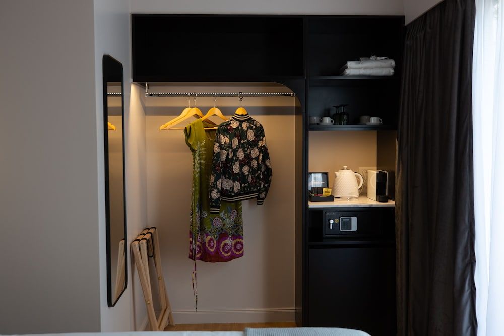 L'Avventura Athens Comfort Double or Twin Room 17