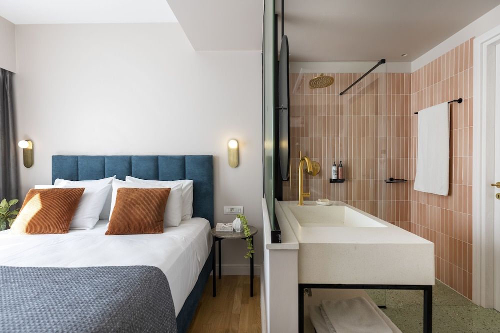 L'Avventura Athens Comfort Double or Twin Room 7