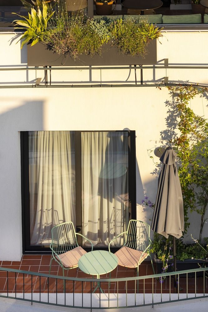 L'Avventura Athens Comfort Double or Twin Room 9