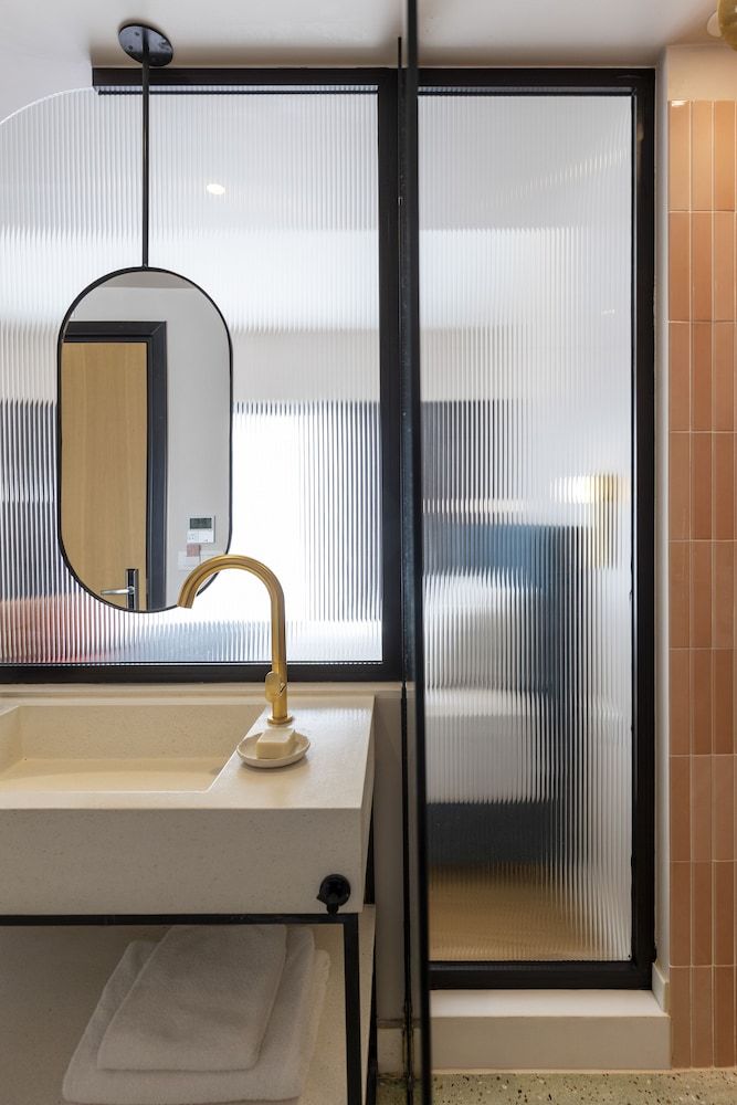 L'Avventura Athens Comfort Double or Twin Room 14