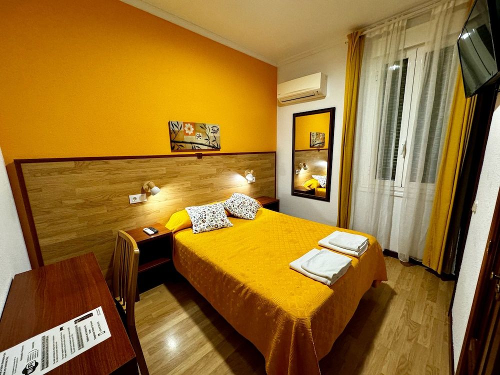 undefined Hostal Edreira 9