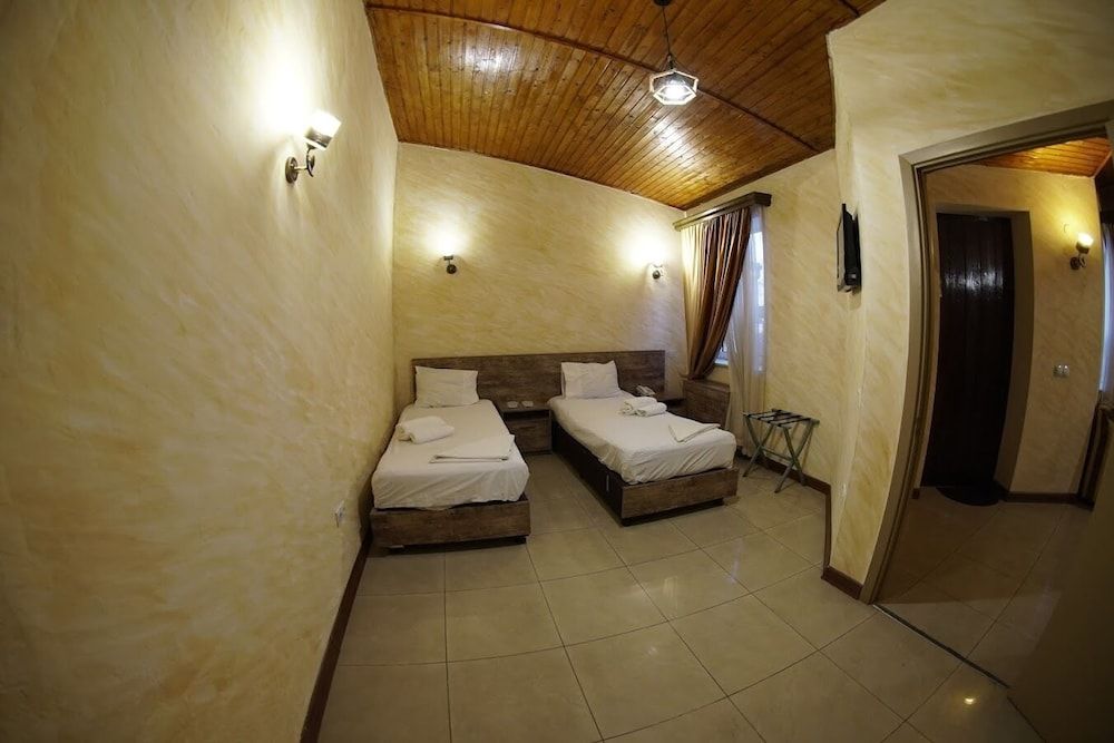 Classic Twin Room
