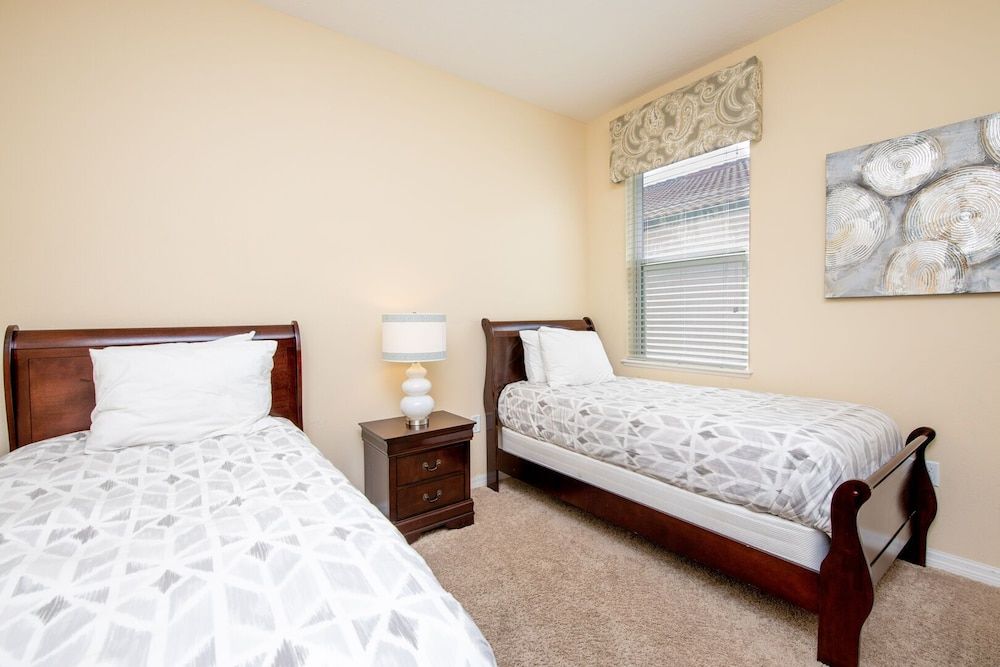 undefined Newly Remodeled 1 story - 5 Bed 5 Bath with Pvt Pool Spa And Game Room 8