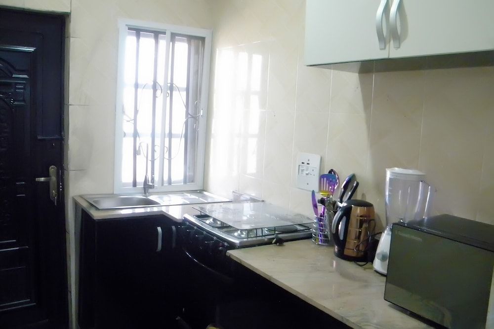 Jaybritt Luxury Apartment Family Apartment 12