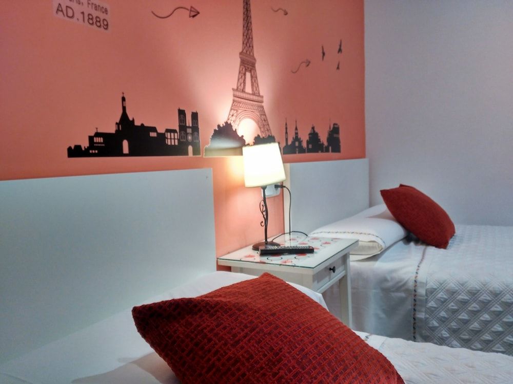 Hostal Bruña Standard Double Room 27