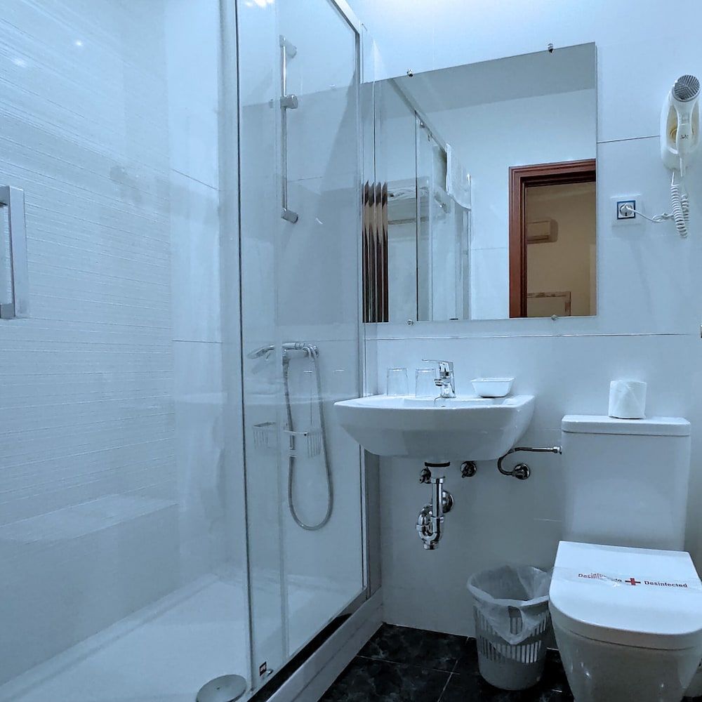 Hostal Bruña Standard Double Room 22