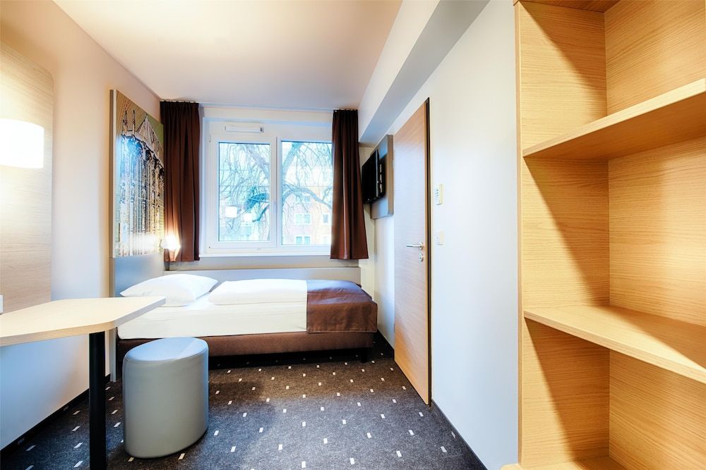 undefined B&B Hotel Aachen-City 2