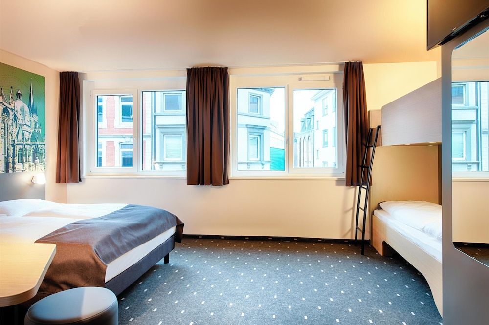 undefined B&B Hotel Aachen-City 3