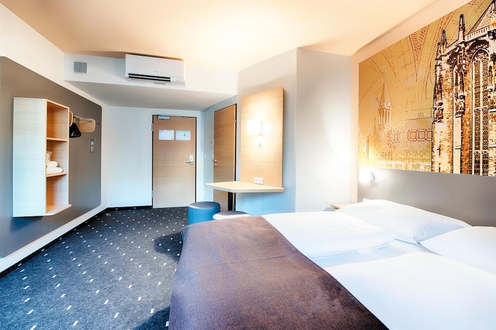 undefined B&B Hotel Aachen-City 5