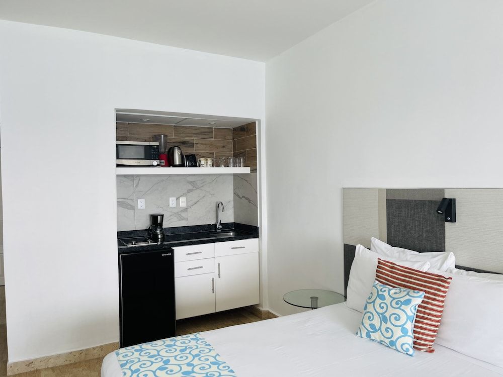 Ocean View Apartments – Delicia Panoramic Studio, Sea View 3