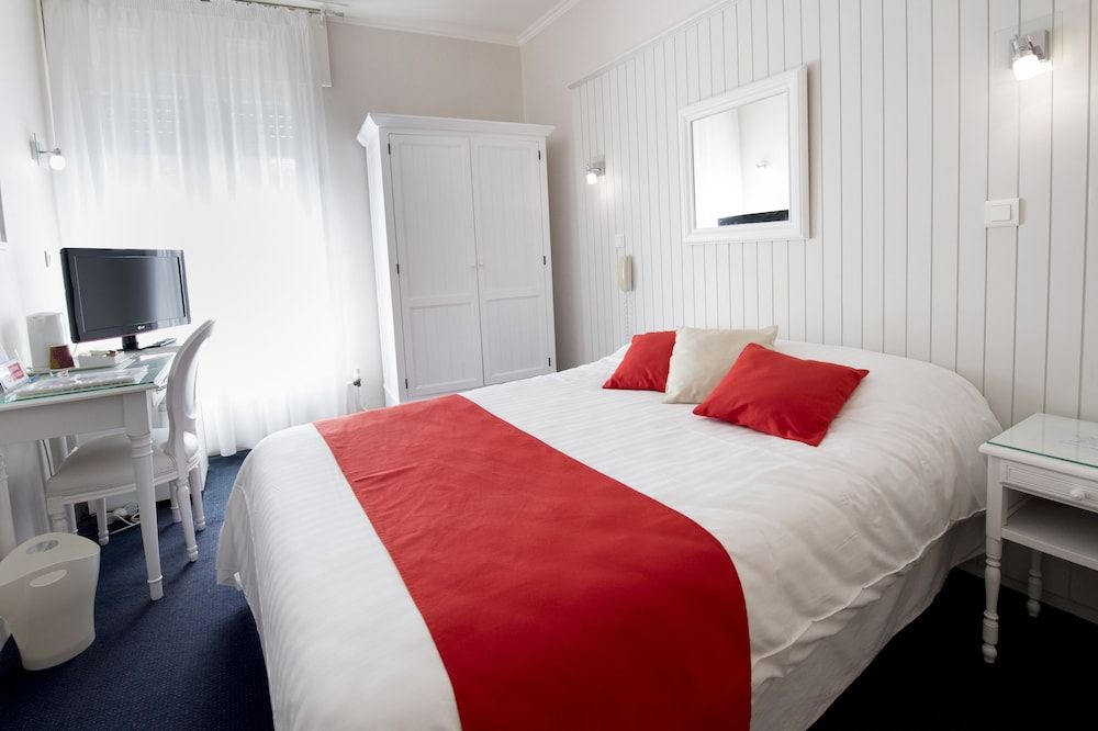 Hotel Biney Superior Double or Twin Room